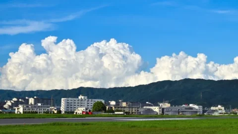 八尾空港